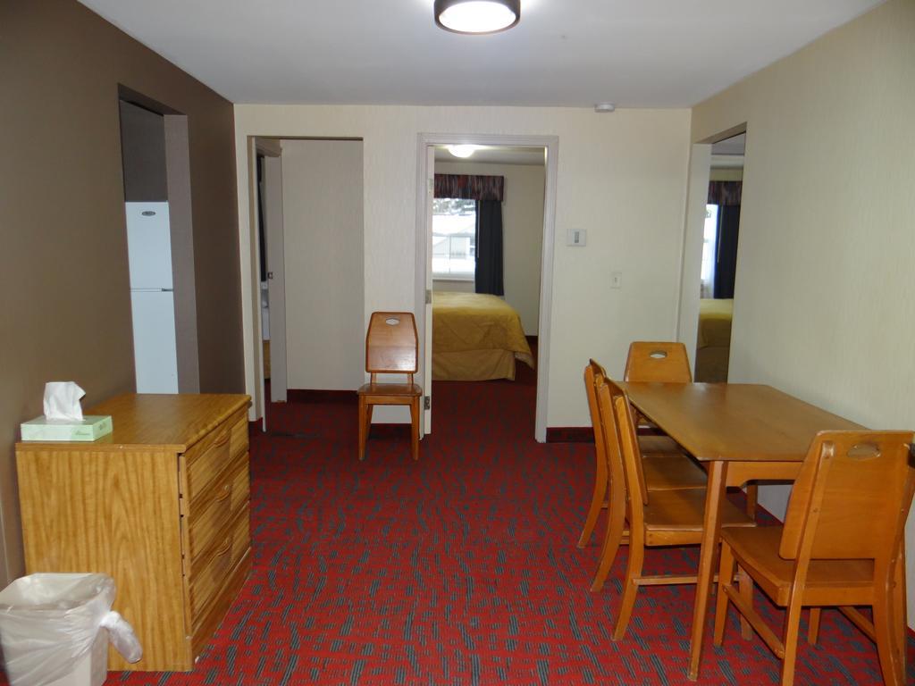 Edelweiss Ski Lodge Ellicottville Δωμάτιο φωτογραφία